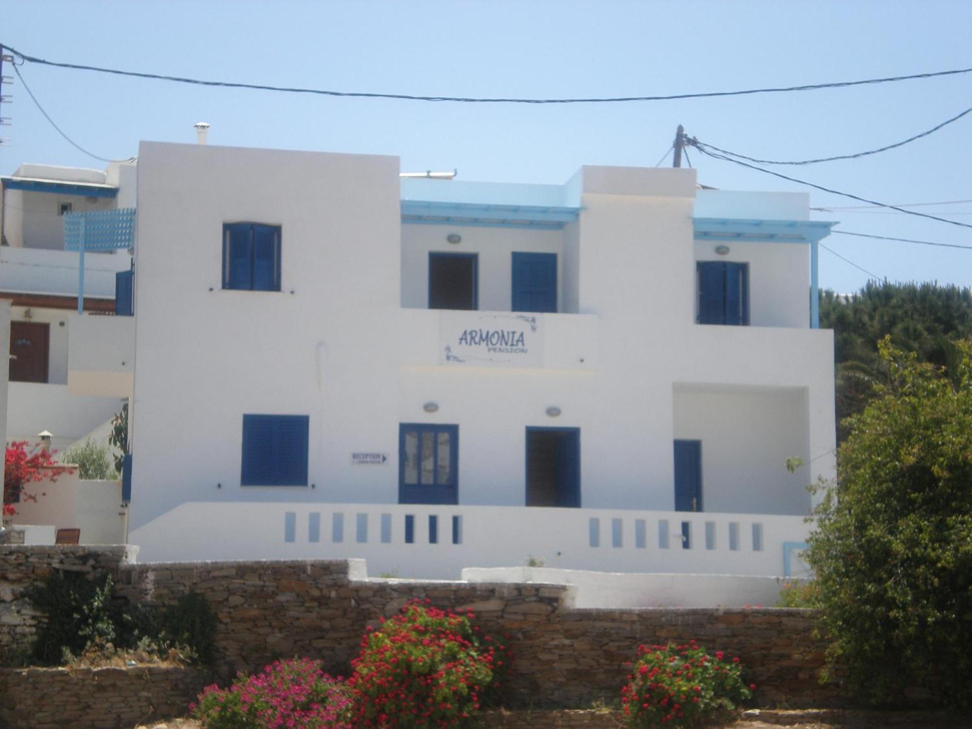 Armonia Pension Chora de Ios Exterior foto